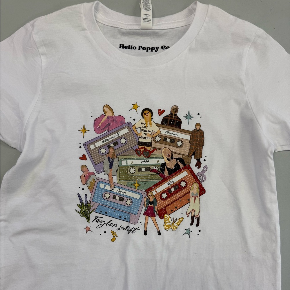 NWT Taylor Swift Cassette Tapes Youth White Graphic T-Shirt